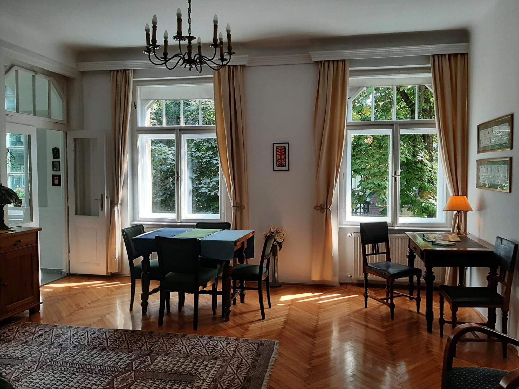 Boutique Apartment With Parking Budapest Bagian luar foto